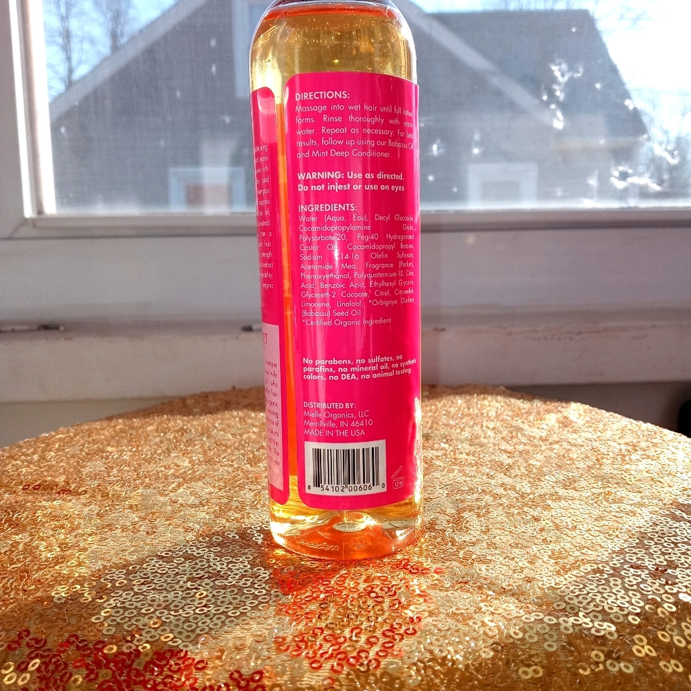 Shampoo - Picture 2 of 3